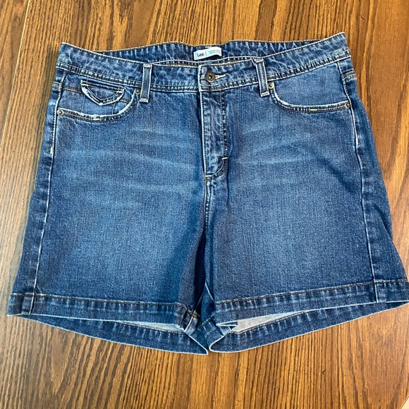 Lee Jean Shorts Size 16M - Picture 1 of 10